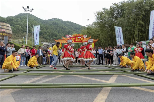 重渡沟风景区：十里竹香共狂欢，文旅融合万人共享竹子盛宴！