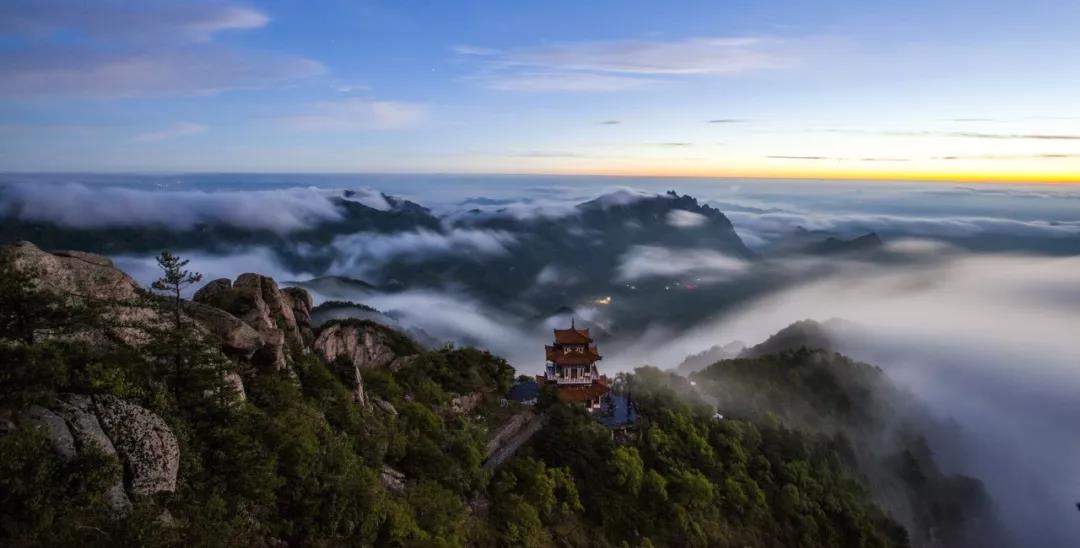 白云山：山中何所有，岭上多白云