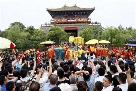 清明上河园端午文化节即将全新上线,邀你“粽”情一夏! 清明上河园端午文化节即将全新上线,邀你“粽”情一夏!