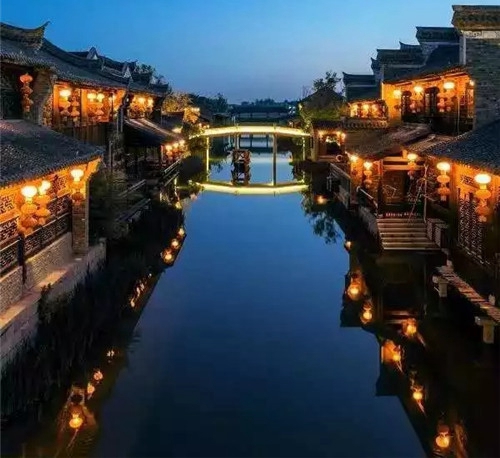 每天19：00之后 中原水乡·启封故园免费入园