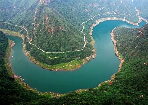  这个夏天这么多达人在宝泉“湿身”