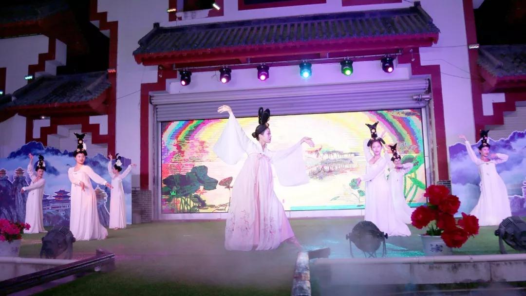 瑶池仙桃•天宫盛宴——老君山万人仙境蟠桃宴火爆这个夏天