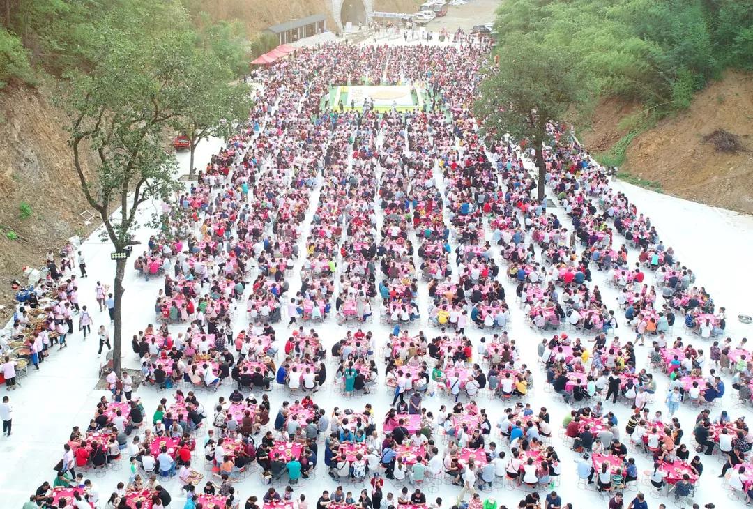 瑶池仙桃•天宫盛宴——老君山万人仙境蟠桃宴火爆这个夏天