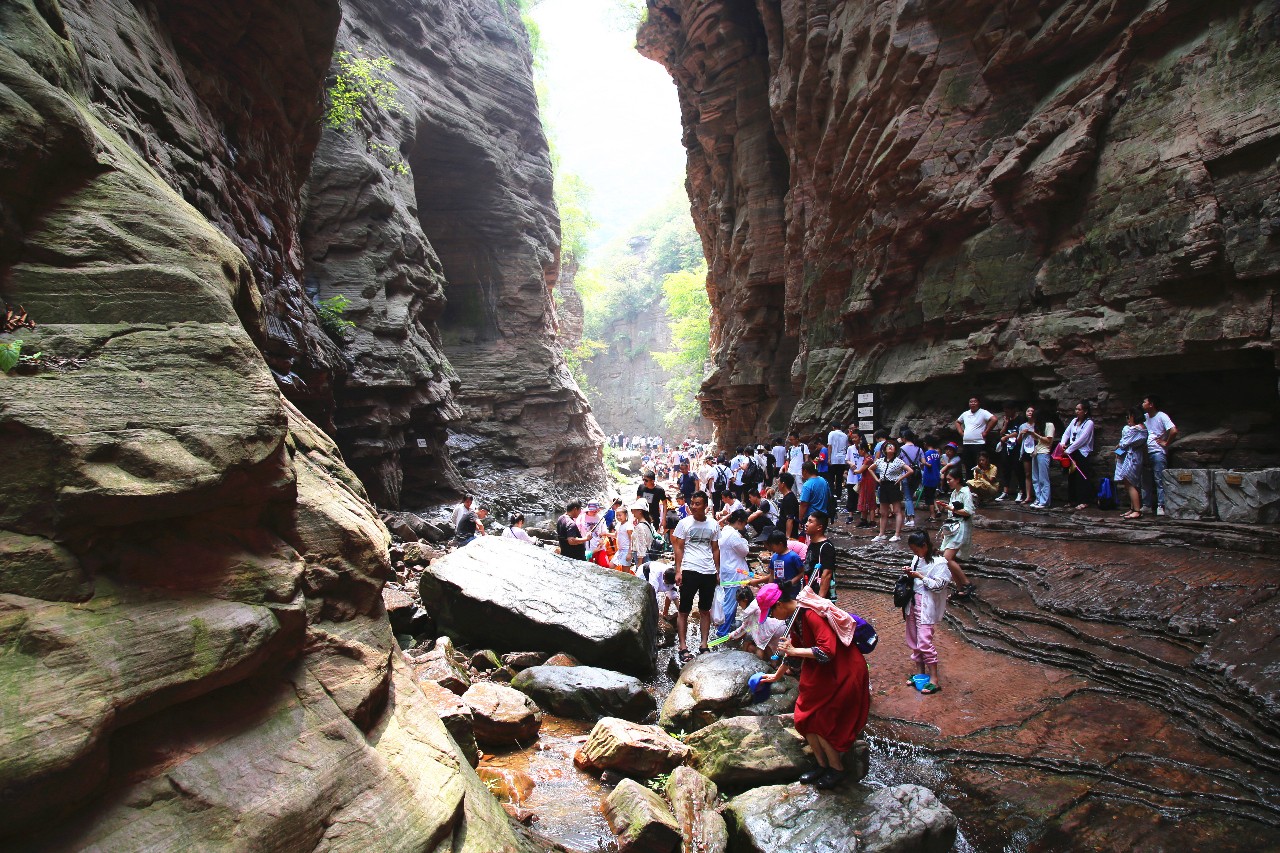 龙潭大峡谷再迎暑期客流高峰~~