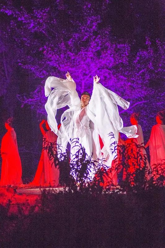 东方九雅助力武术入奥全球巡演在《禅宗少林·音乐大典》震撼首演