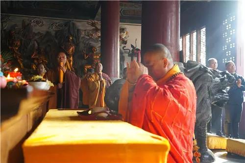 恭逢观音菩萨出家日 少林寺举行祈福法会