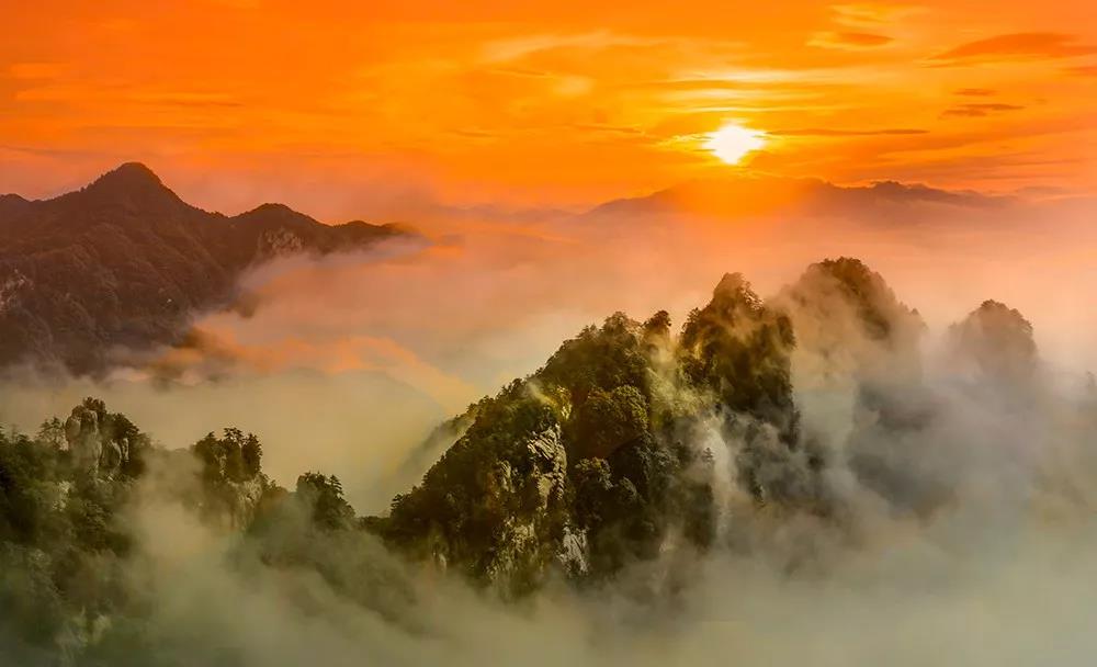 没错！这些古诗写的就是白云山