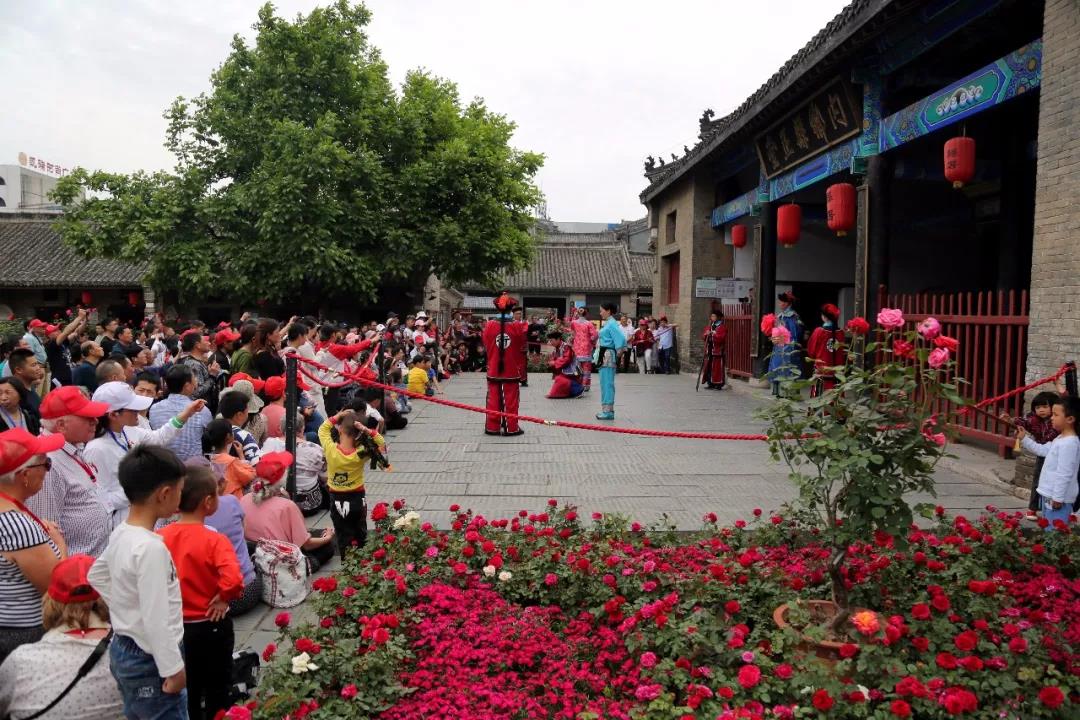 ​内乡县衙2019年十大新闻之四：世界月季洲际大会，县衙迎来众多外籍嘉宾