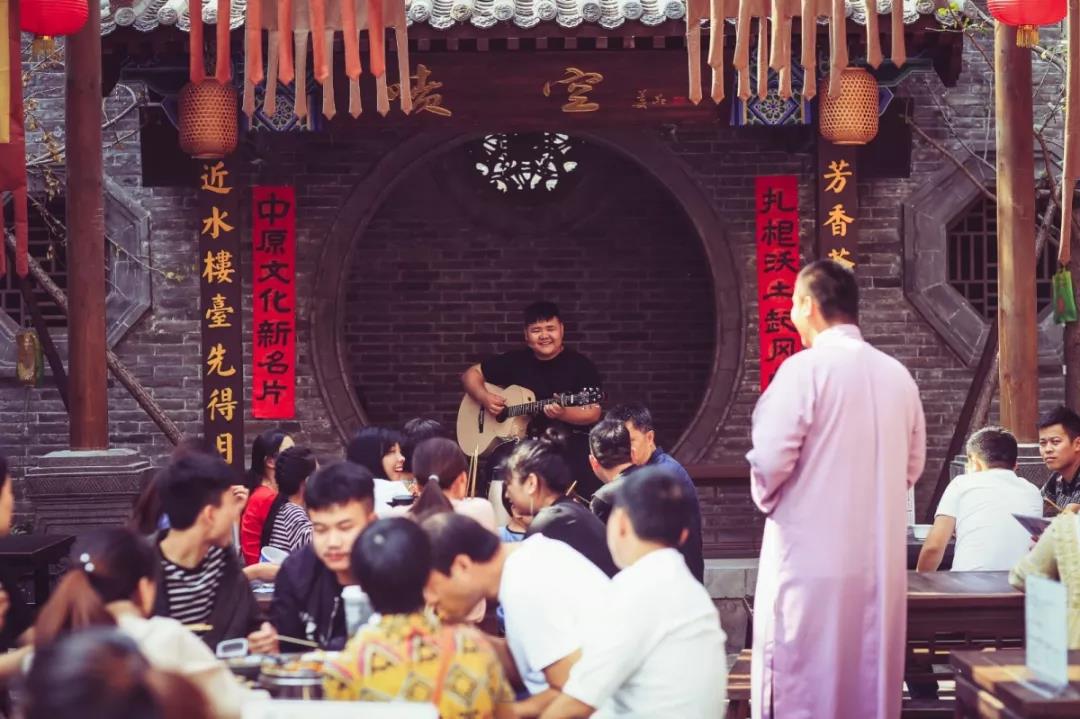 如何延长元旦假期？来电影小镇保你满意！