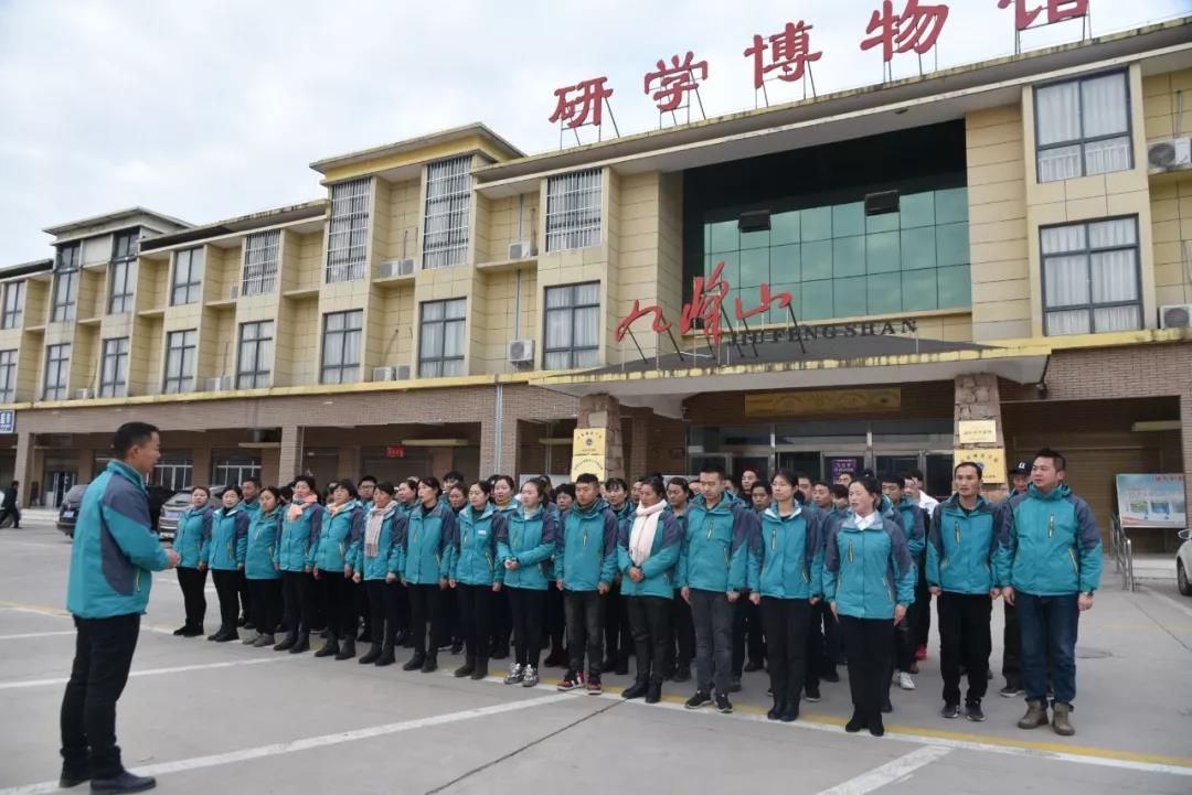 他们是绿色森林的守护者,是这里最可爱的人 他们是绿色森林的守护者,是这里最可爱的人