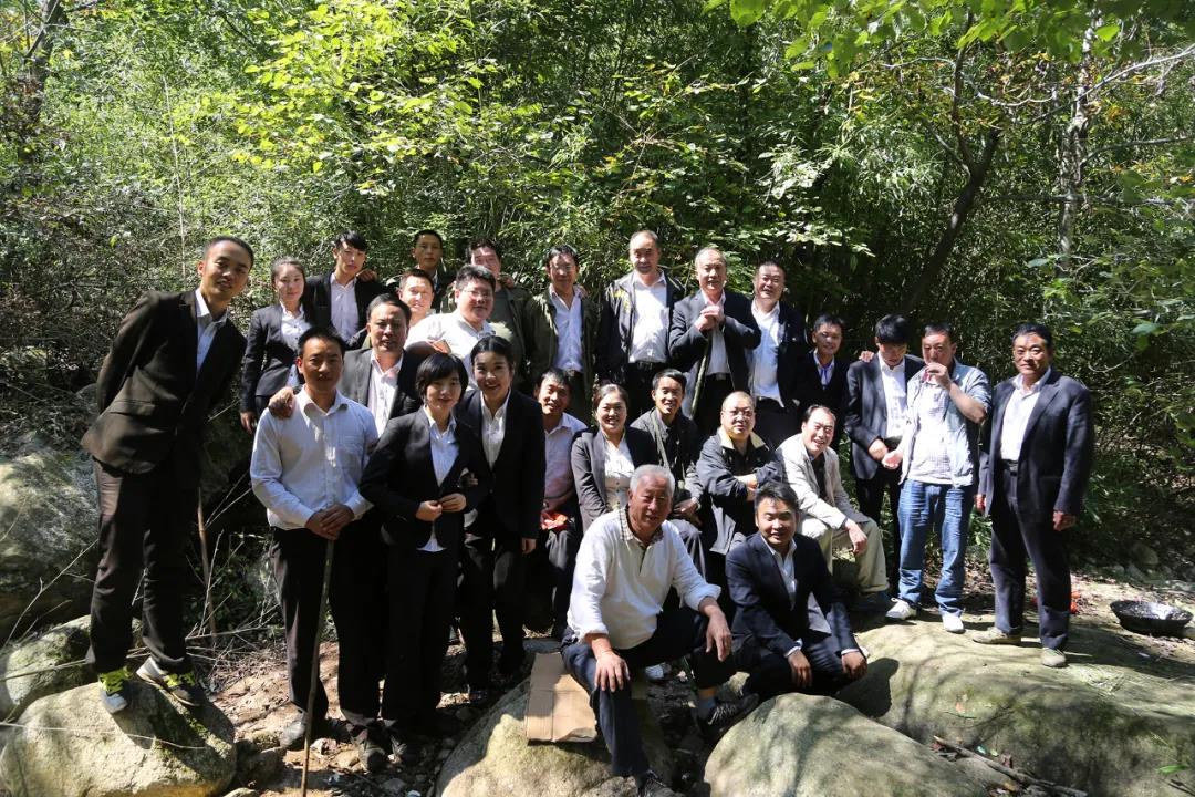 董事局主席杨植森在老君山文旅集团成立十三周年庆上的讲话