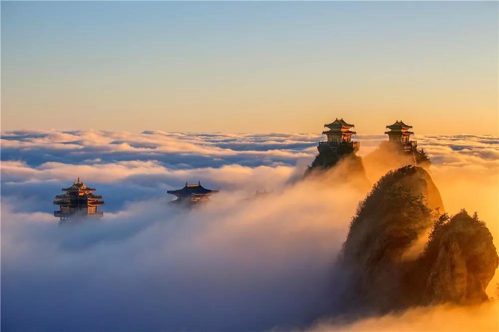 董事局主席杨植森在老君山文旅集团成立十三周年庆上的讲话