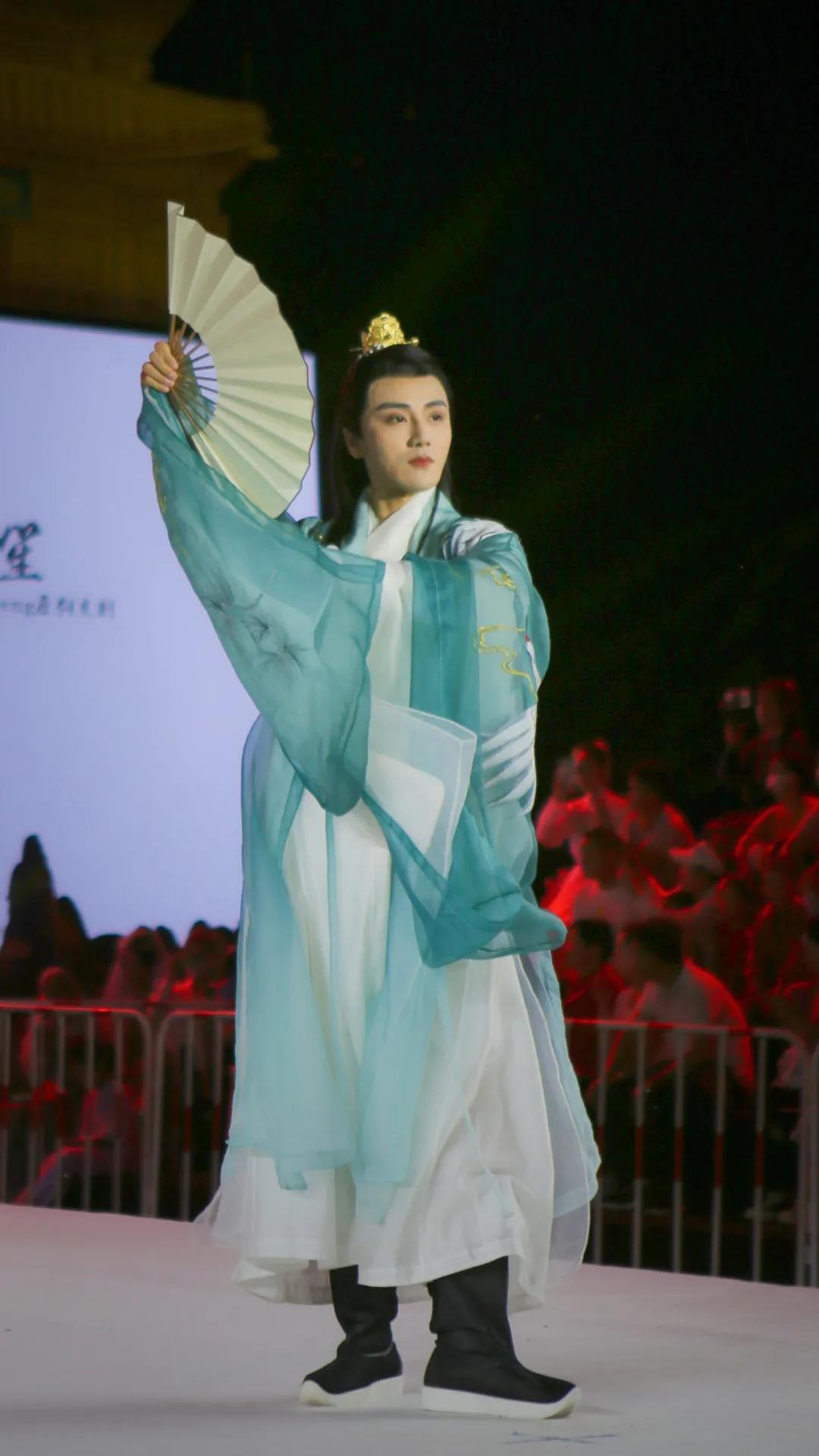 仙宫云裳 国风盛典 老君山山水汉服节开幕式圆满举行！