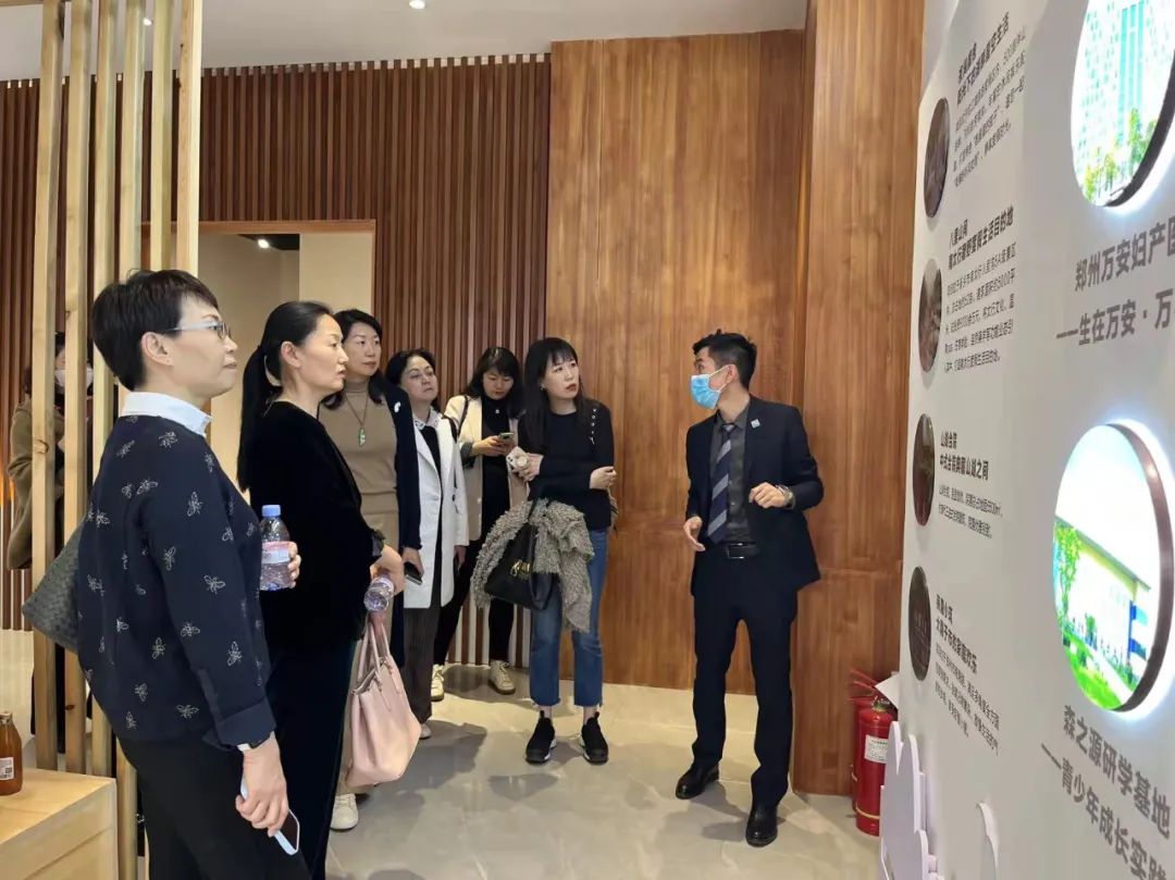 行走河南·行业女性展风采活动走进忆江南旅游度假区