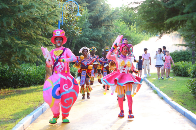 这夏嗨起来！来银基乐海体验夏天的第一场水上狂欢