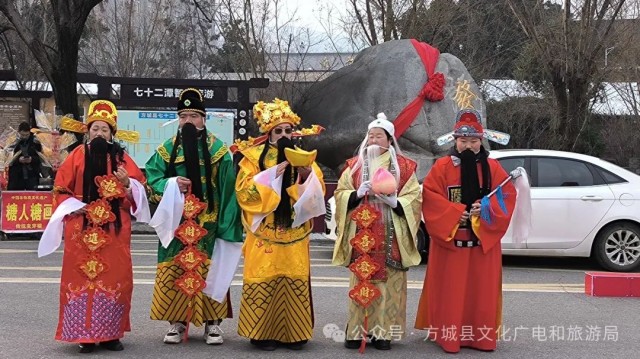 2025年春节假期我县文旅市场繁荣火爆揽客超70万收入破 5亿