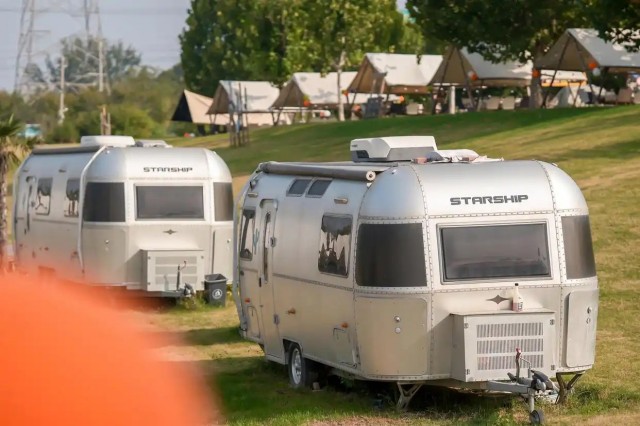 郑州忆江南旅游度假区“黄河美岸露营生活季”正式开幕 郑州忆江南旅游度假区“黄河美岸露营生活季”正式开幕